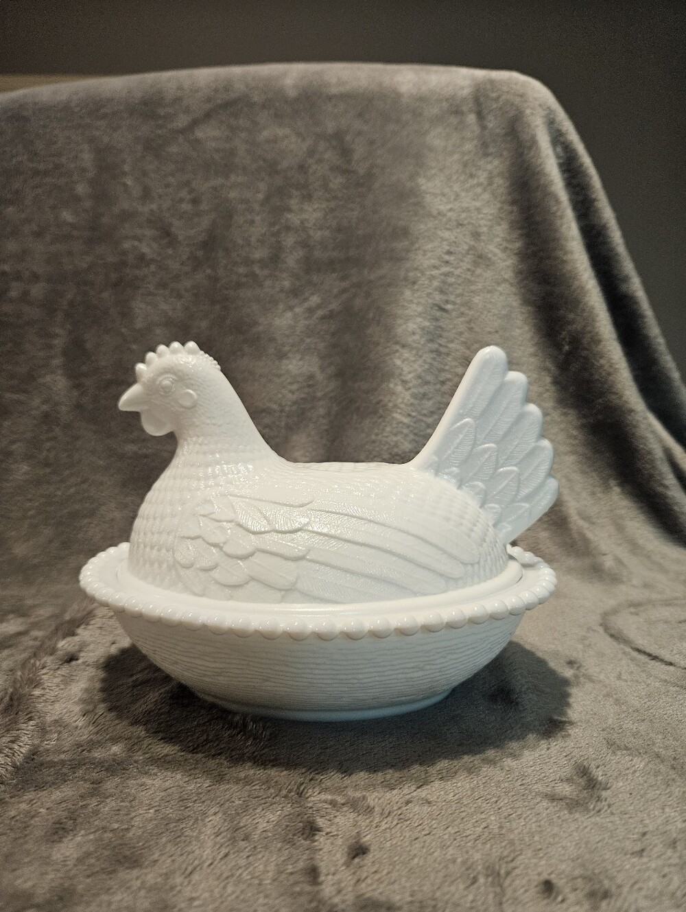 Vintage Indiana Glass Milk glass "Hen on Nest" candy dish. 7 inches long. #1